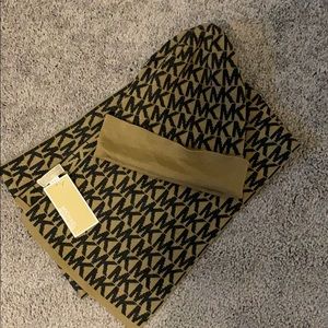 Michael Kors scarf and hat set